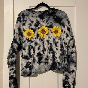 Tie die crop top